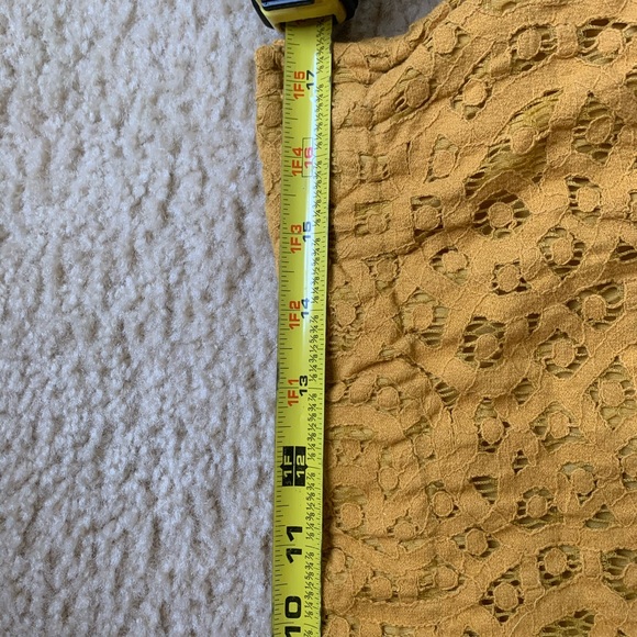 Hello Spring Shorts - Picture 5 of 7